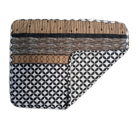 MCM 2 Bed Pillowcases 20x26 Black Brown Geo Circle Lattice Thick Quilted Modern - Picture 3 of 16